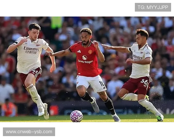 曼联客场3-2逆转绝杀阿森纳,库尼亚远射世界波定格比分 曼联客场3-2逆转绝杀阿森纳,库尼亚远射世界波定格比分